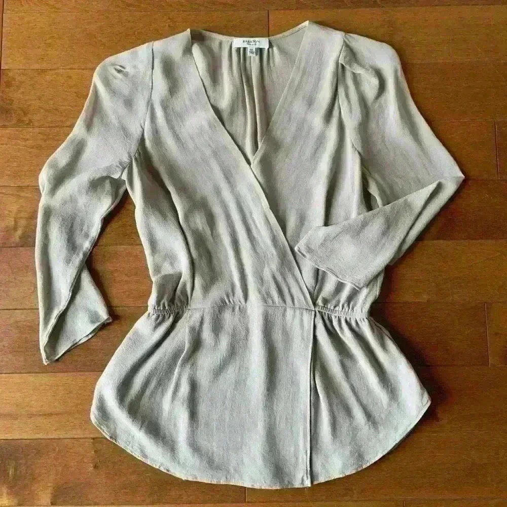 Babaton | Aritzia 100%  silk taupe blouse long sleeve top size XXS